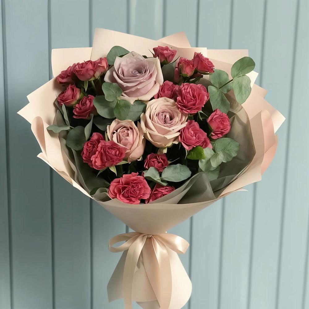 Букет цветов из: Гвоздики и Розы в Реж