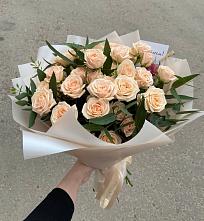 Букет Кремовые розы Латте в Реж