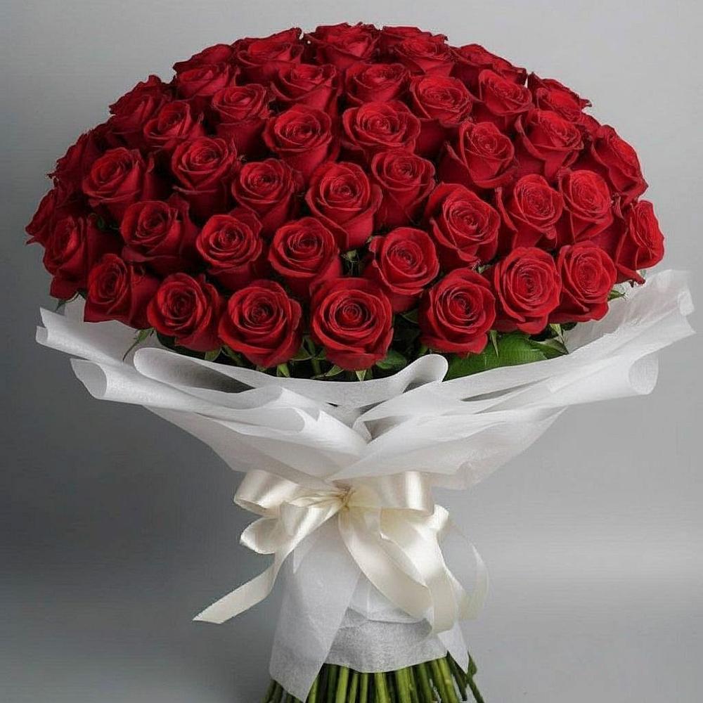 Букет 101 Красная роза Блэк Мэджик в Реж