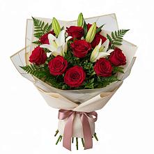 Букет цветов из:  Лилии и Розы в Реж
