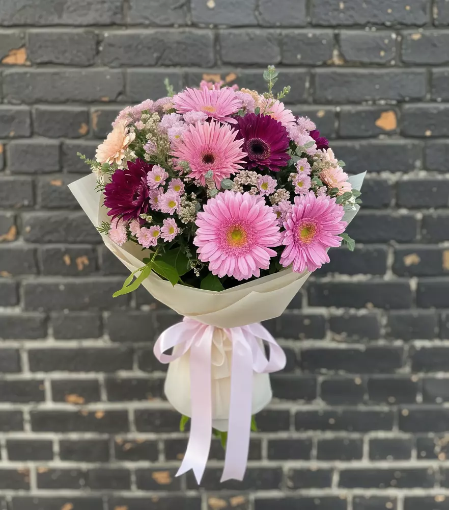 Букет цветов из: Герберы и Хризантемы в Реж