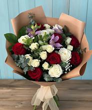 Букет цветов из:  Розы и Альстромерии в Реж