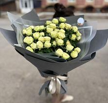 Букет Белые кустовые розы Солинеро #REPLACE_PRED# Реж