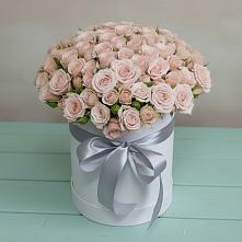 Цветочная композиция из Розы в шляпной коробке в Реж