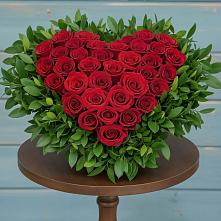 Цветочная композиция из Розы в виде сердца #REPLACE_PRED# Реж