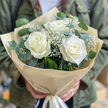 Букет цветов из:  Розы #REPLACE_PRED# Реж