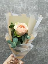 Букет цветов из:  Розы в Реж