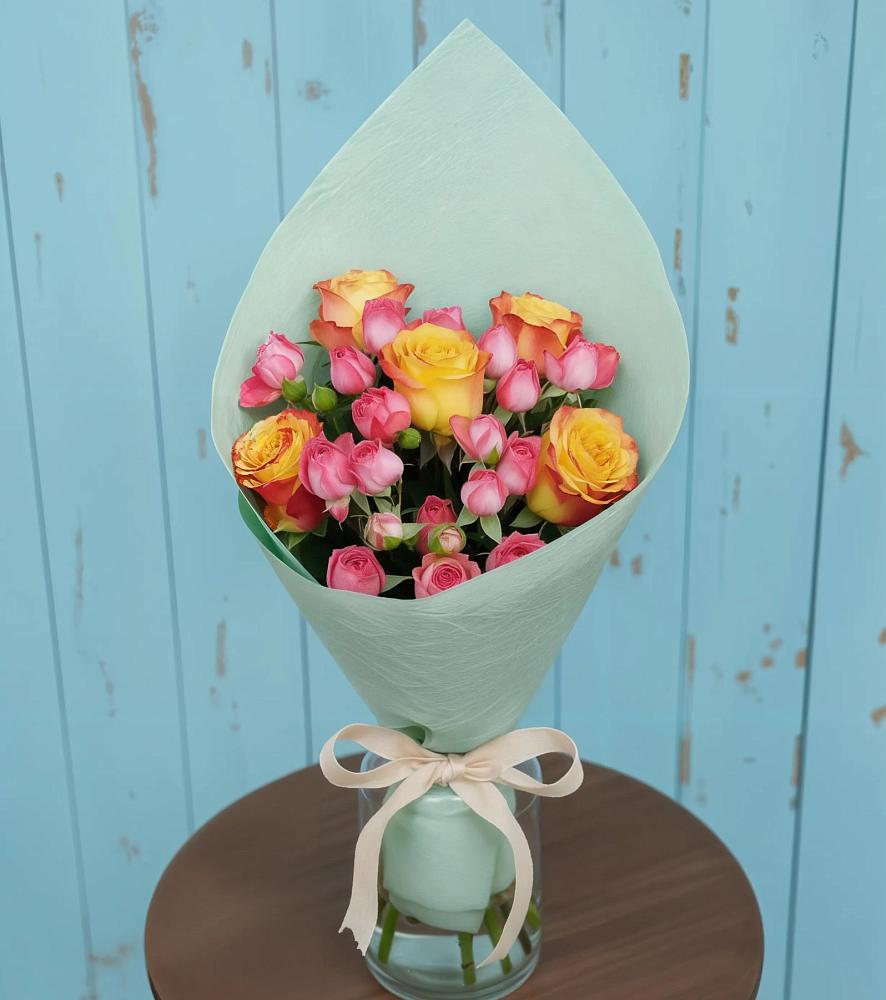 Букет цветов из: Розы в Реж