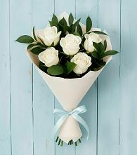 Букет цветов из:  Розы в Реж