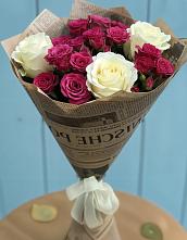 Букет цветов из:  Розы в Реж