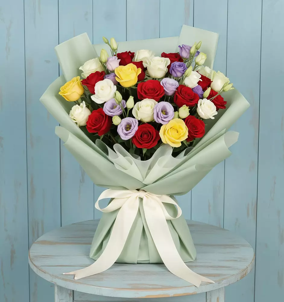 Букет цветов из: Розы в Реж