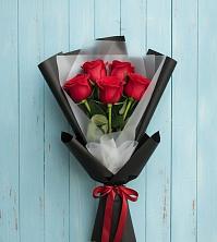 Букет цветов из:  Розы в Реж