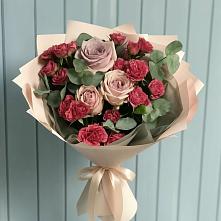 Букет цветов из:  Гвоздики и Розы в Реж
