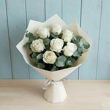 Букет Белые розы в Эвкалипте в Реж
