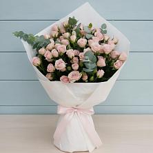 Букет цветов из:  Розы в Реж