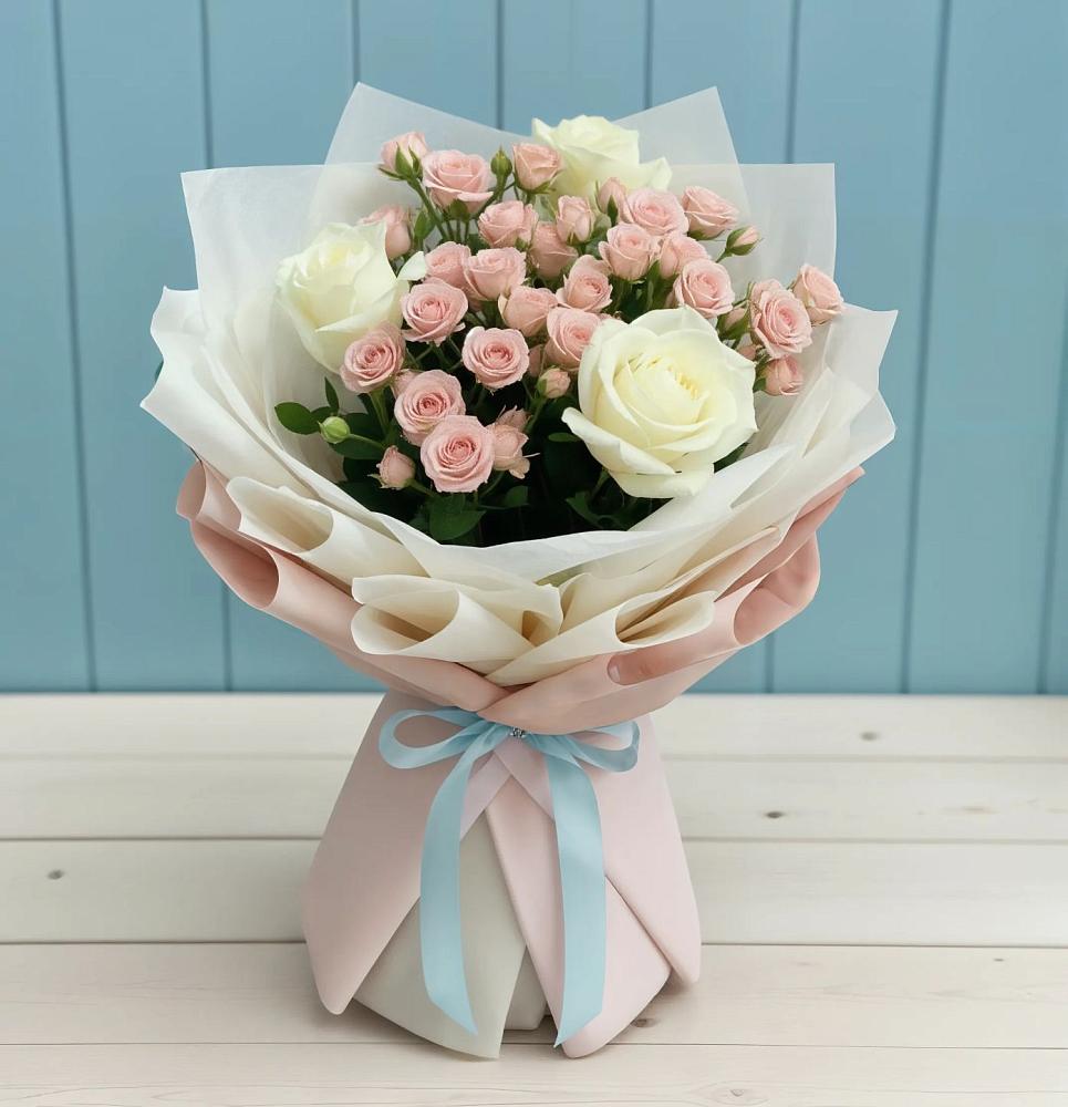 Букет цветов из: Розы в Реж