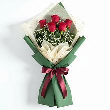 Букет цветов из:  Розы в Реж