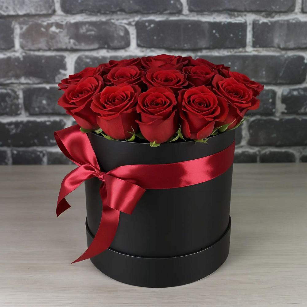 Цветочная композиция из Розы в шляпной коробке в Реж