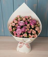 Букет цветов из:  Розы в Реж